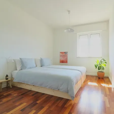 Mid-century Luxury W Panoramic View * Setubal