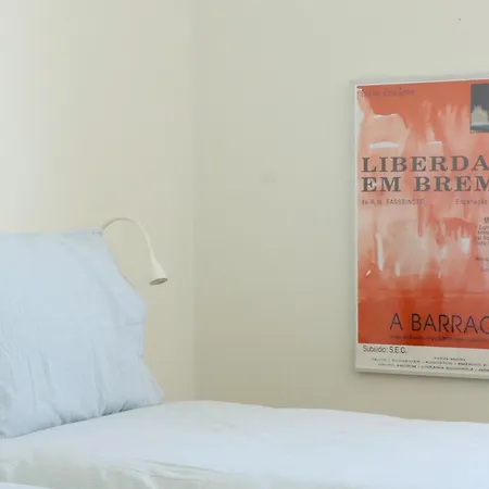 Mid-century Luxury W Panoramic View 公寓 塞图巴尔